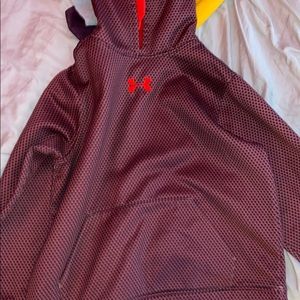Under armpit hoddie